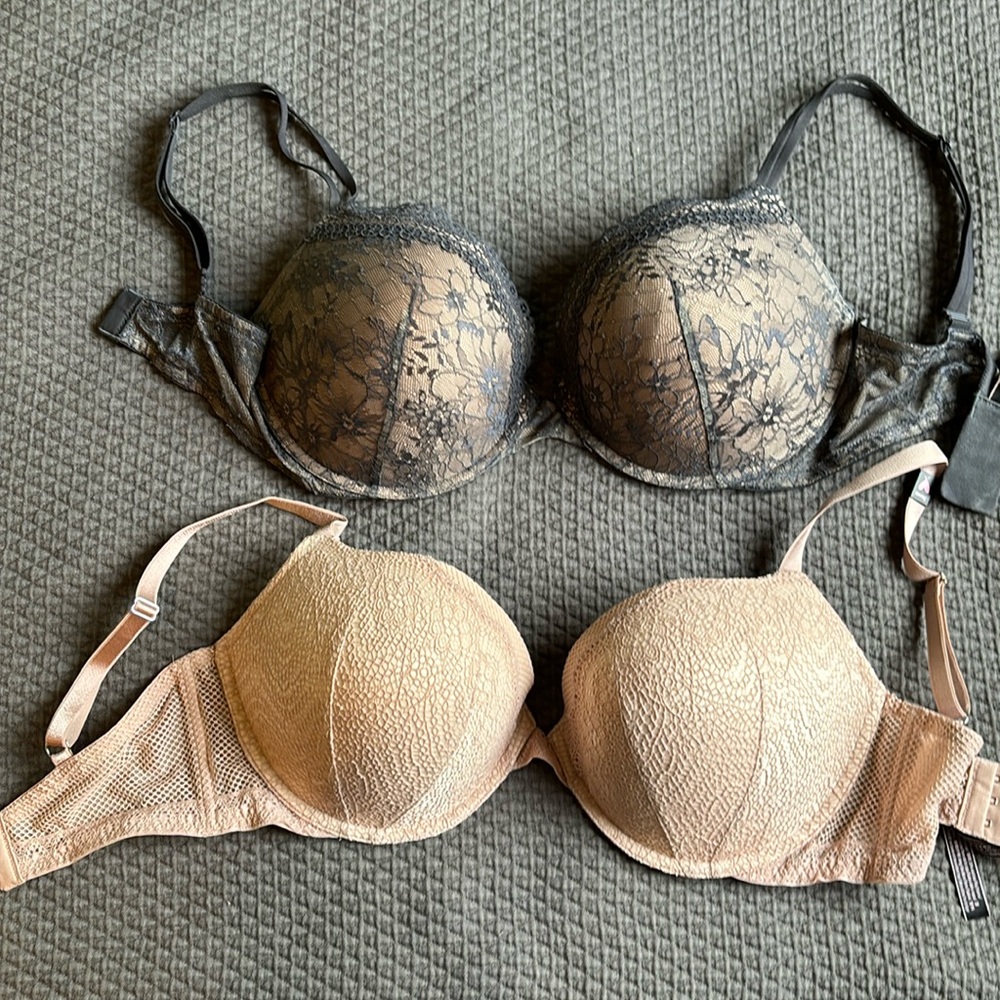 2 Victoria’s Sectet bra’s, size 36DDD.
